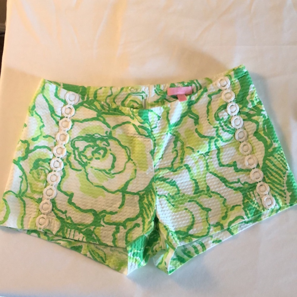 Lilly Pulitzer Liza shorts size 6